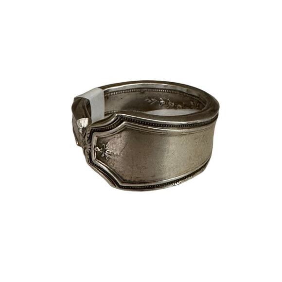 Dark Romance Floral Size 9 Sterling Silver Plated Spoon Ring - Picture 1 of 6